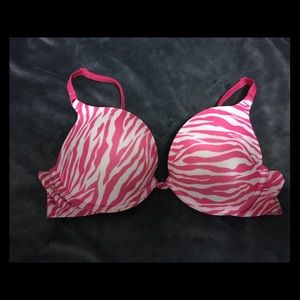 Victoria’s Secret 34C push-up